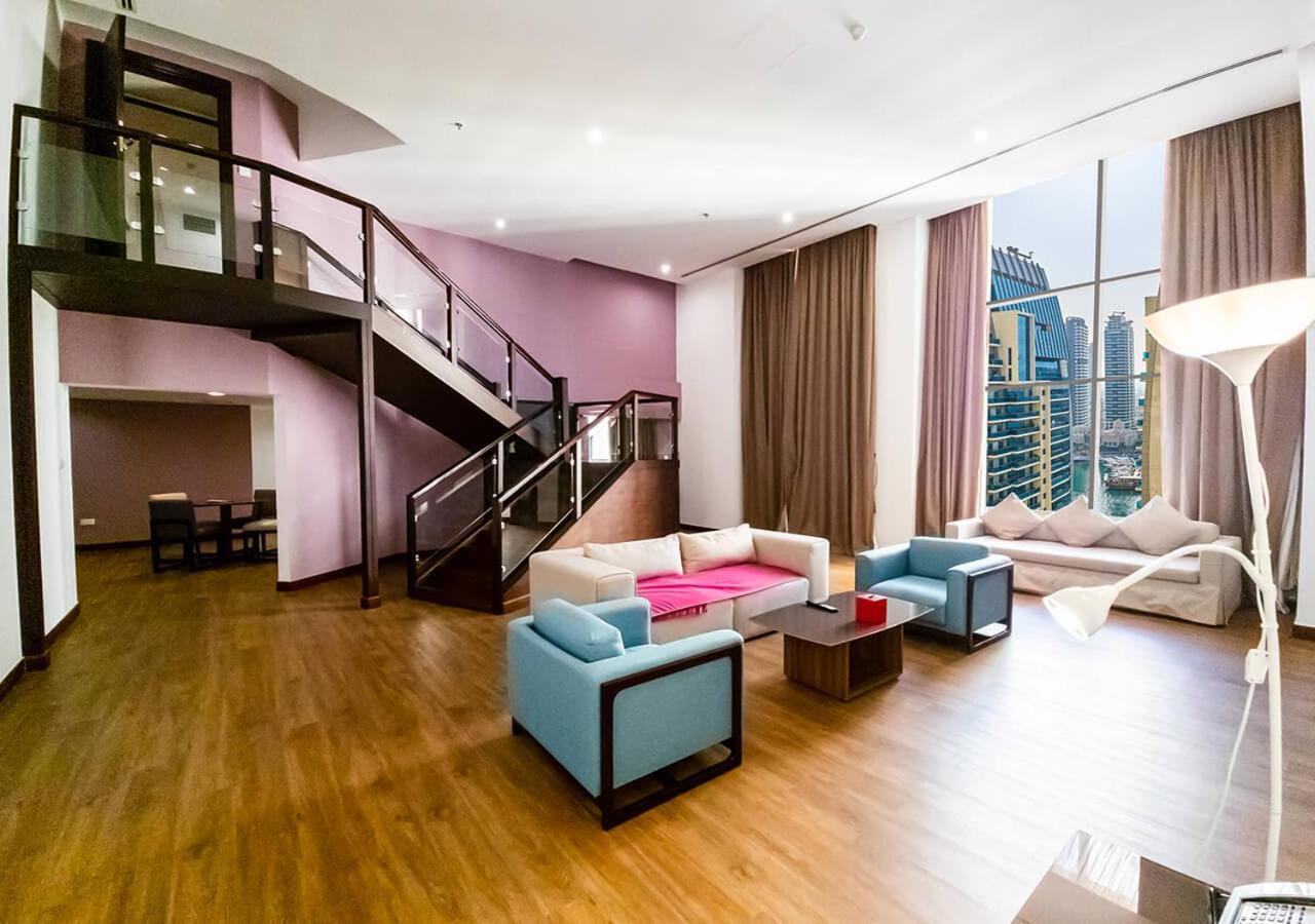 รามาดา โฮเต็ล แอนด์ สวีท บาย วินด์แฮม ดูไบ เจบีอาร์ Aparthotel ภายนอก รูปภาพ