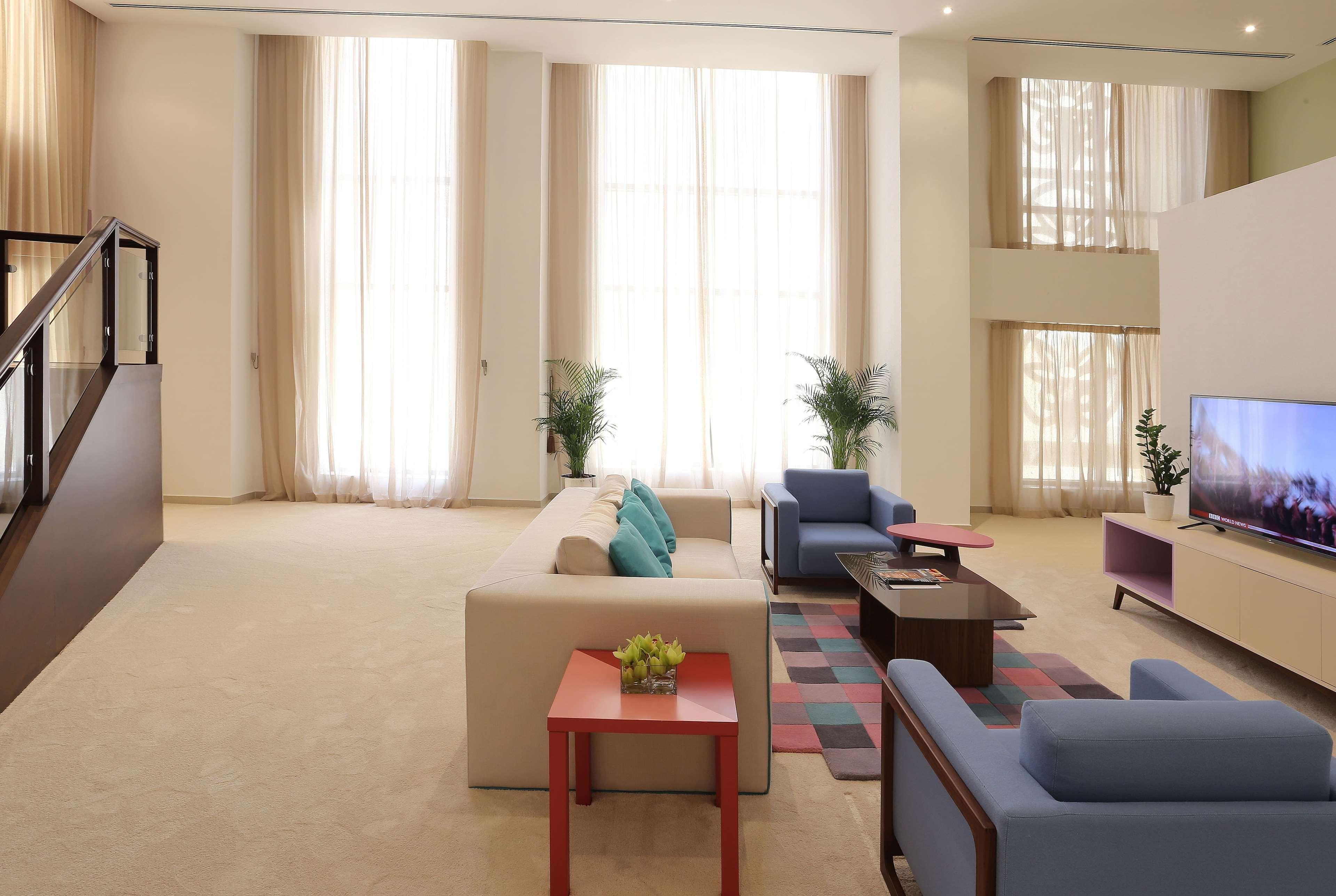 รามาดา โฮเต็ล แอนด์ สวีท บาย วินด์แฮม ดูไบ เจบีอาร์ Aparthotel ภายนอก รูปภาพ